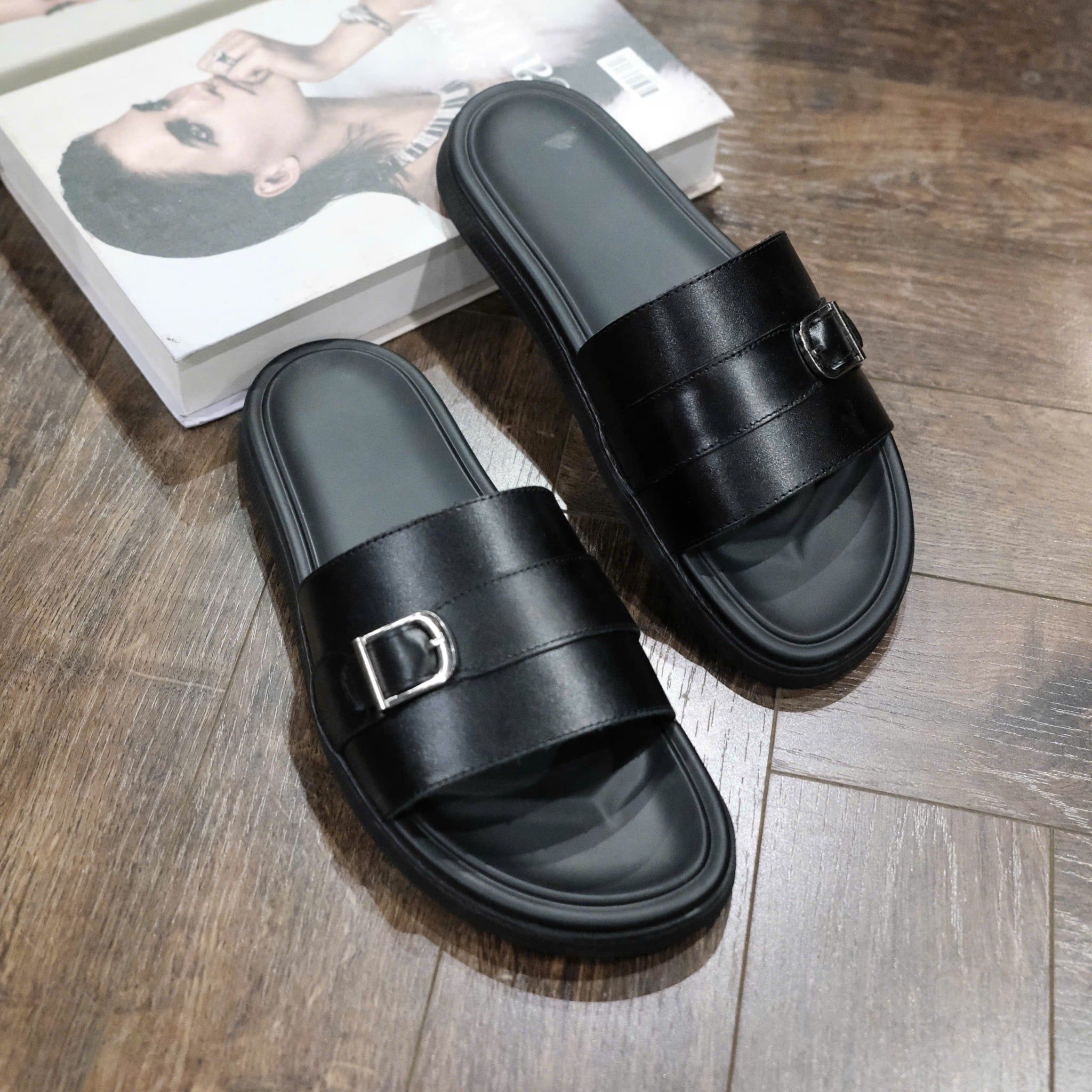  [ẢNH THẬT] Dép Da Nam MK Logo Khuy Cài 25 