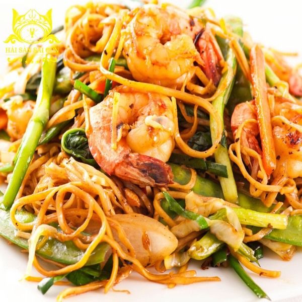  Mì xào hải sản (130k/phần) 