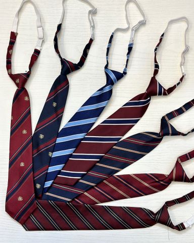  NƠ ĐỎ KẺ XANH KEM 