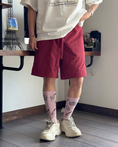  SHORT 813 RED 