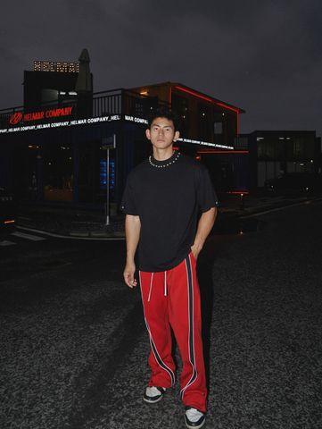  ÁO T-SHIRT 0233 ĐEN 