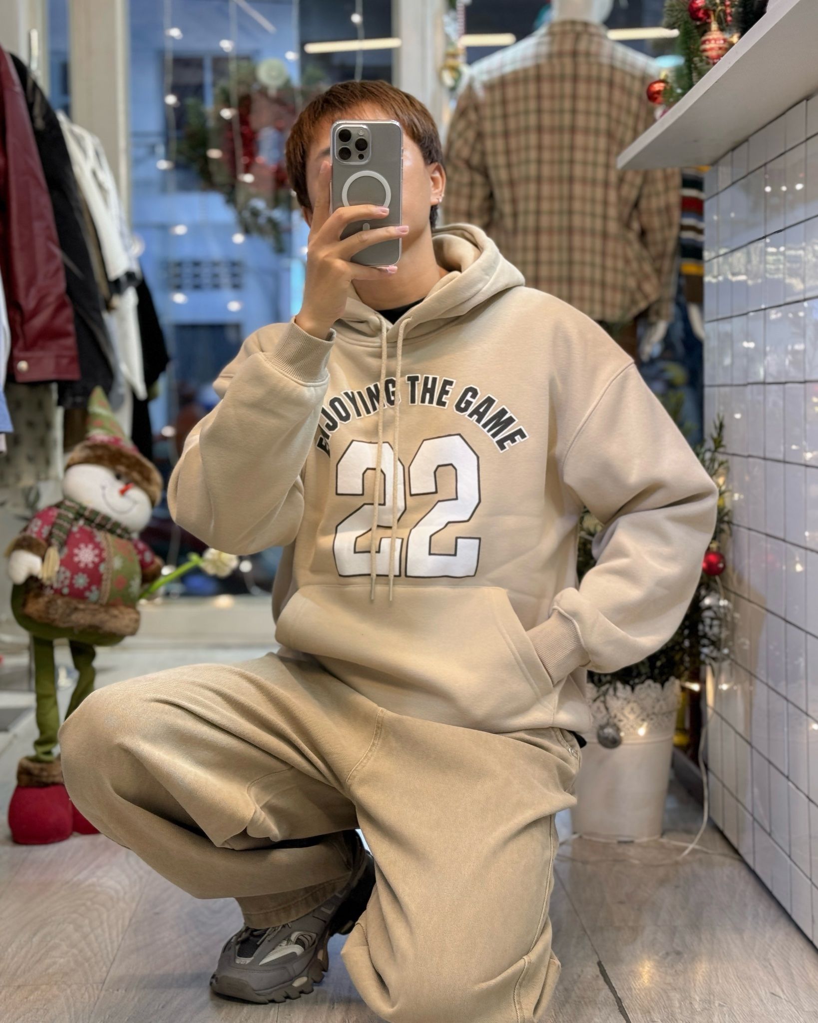  ÁO HOODIE 711 KEM 