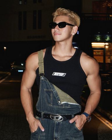  ÁO TANK TOP AT37 ĐEN 