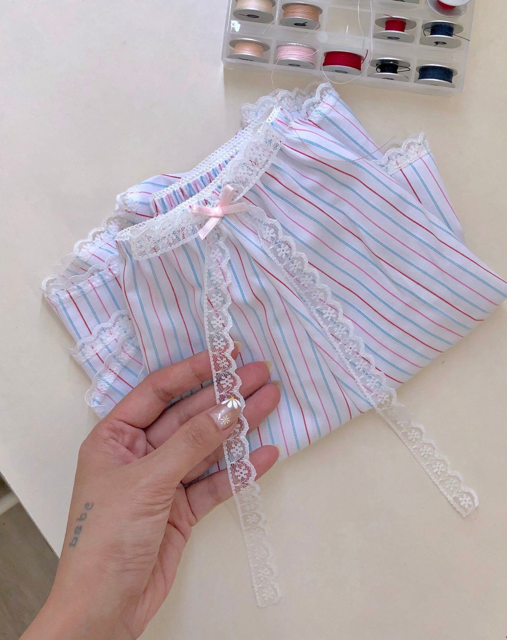Quần Grandma Short Viền Ren