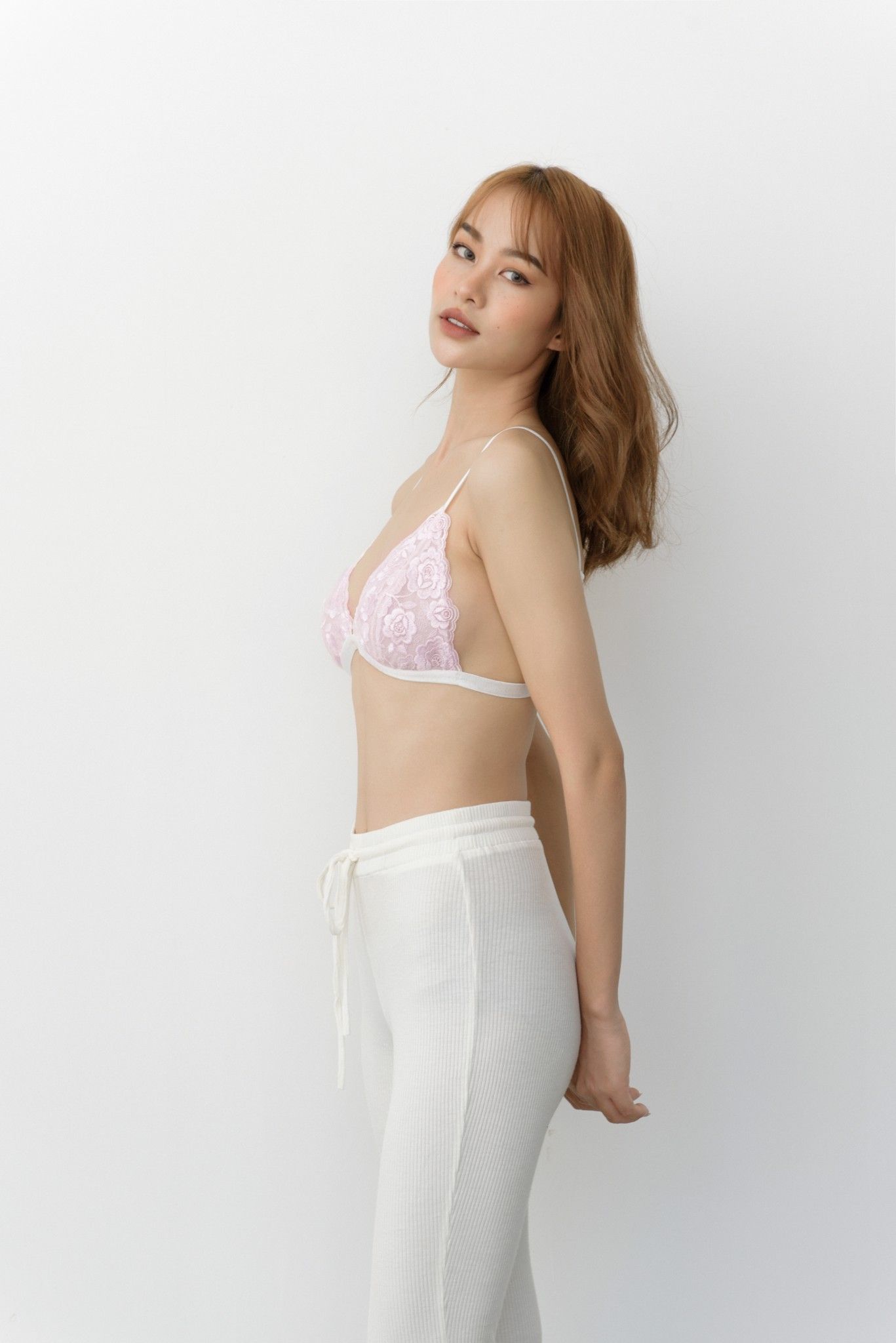 Áo Ren Pink Flower dây mảnh