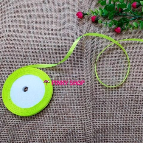 Ruy băng, dây ruy băng lụa trơn Pinky Shop 0.5cm (còn gọi là ruy băng 0.5 phân, 0.5p, có bề rộng 0.5 cm) màu xanh lá dạ quang mẫu số 1 mã RB05LXDQ1
