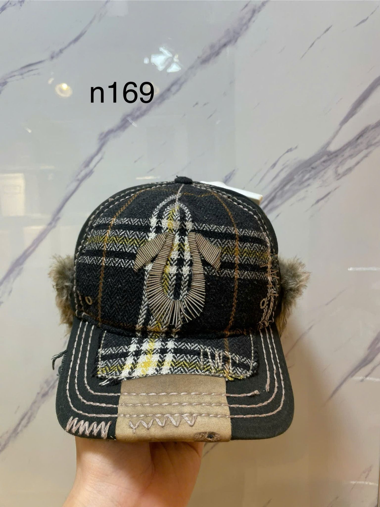 Nón Lông True Religion Đen - Like New - N169