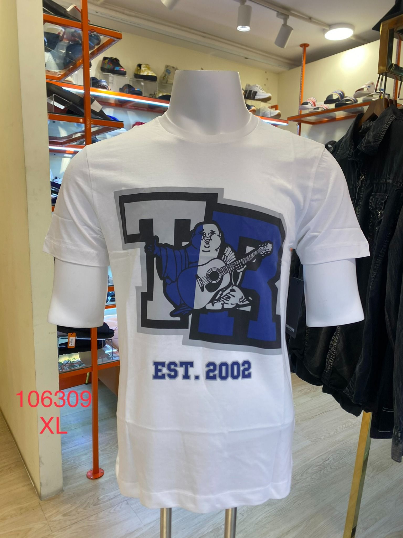 Áo Thun True Religion  Đen Hình TR Xanh Trắng - New - 106309