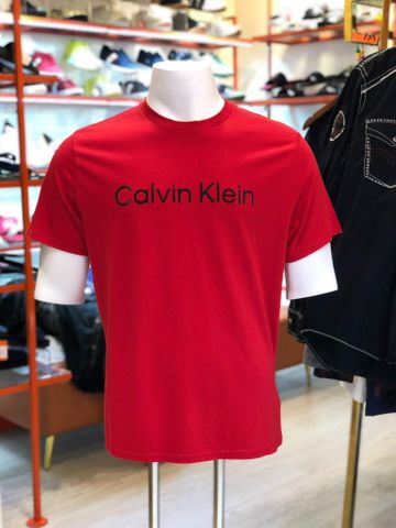 Áo Thun Đỏ Chữ Đen In Nổi Calvin Klein - New - SP40582203 - GC05