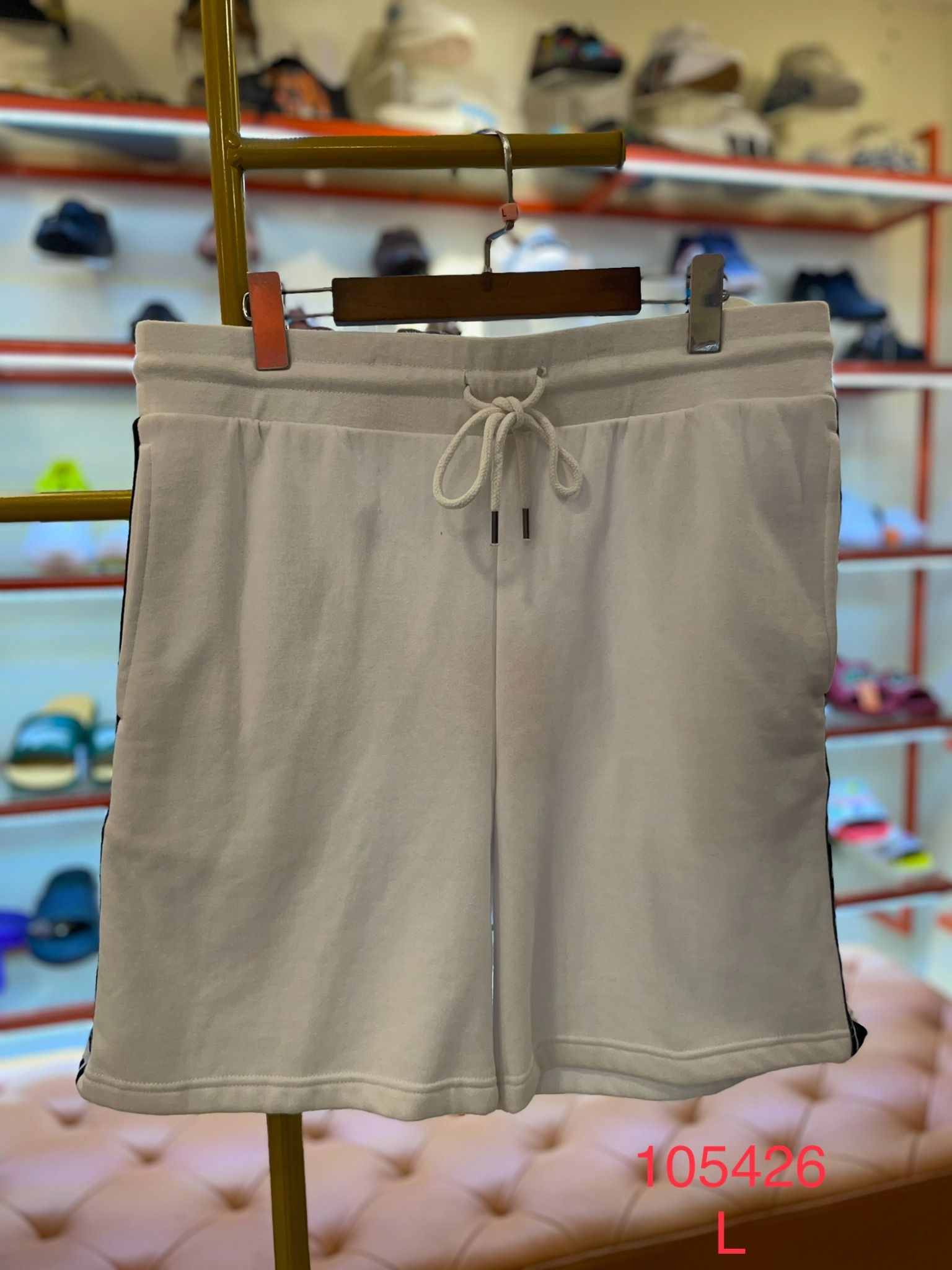 Quần Thun True Religion Trắng Sọc Đen - New - 105426B