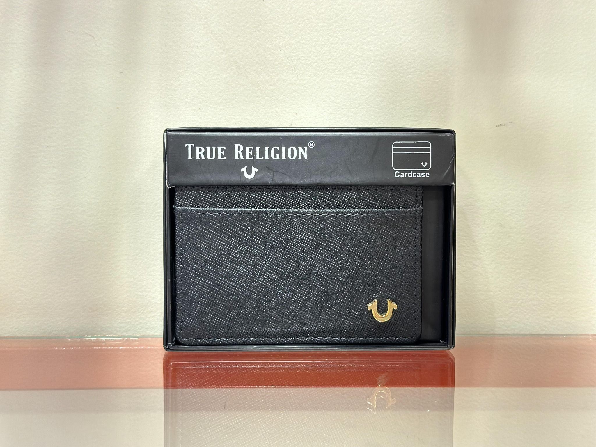 Ví Ngang True Religion Đen Logo Vàng - New - TRCARDCS01