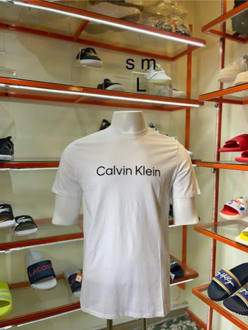 Áo Thun Trắng Chữ Đen Calvin Klein - New - SP40589971 - GC05