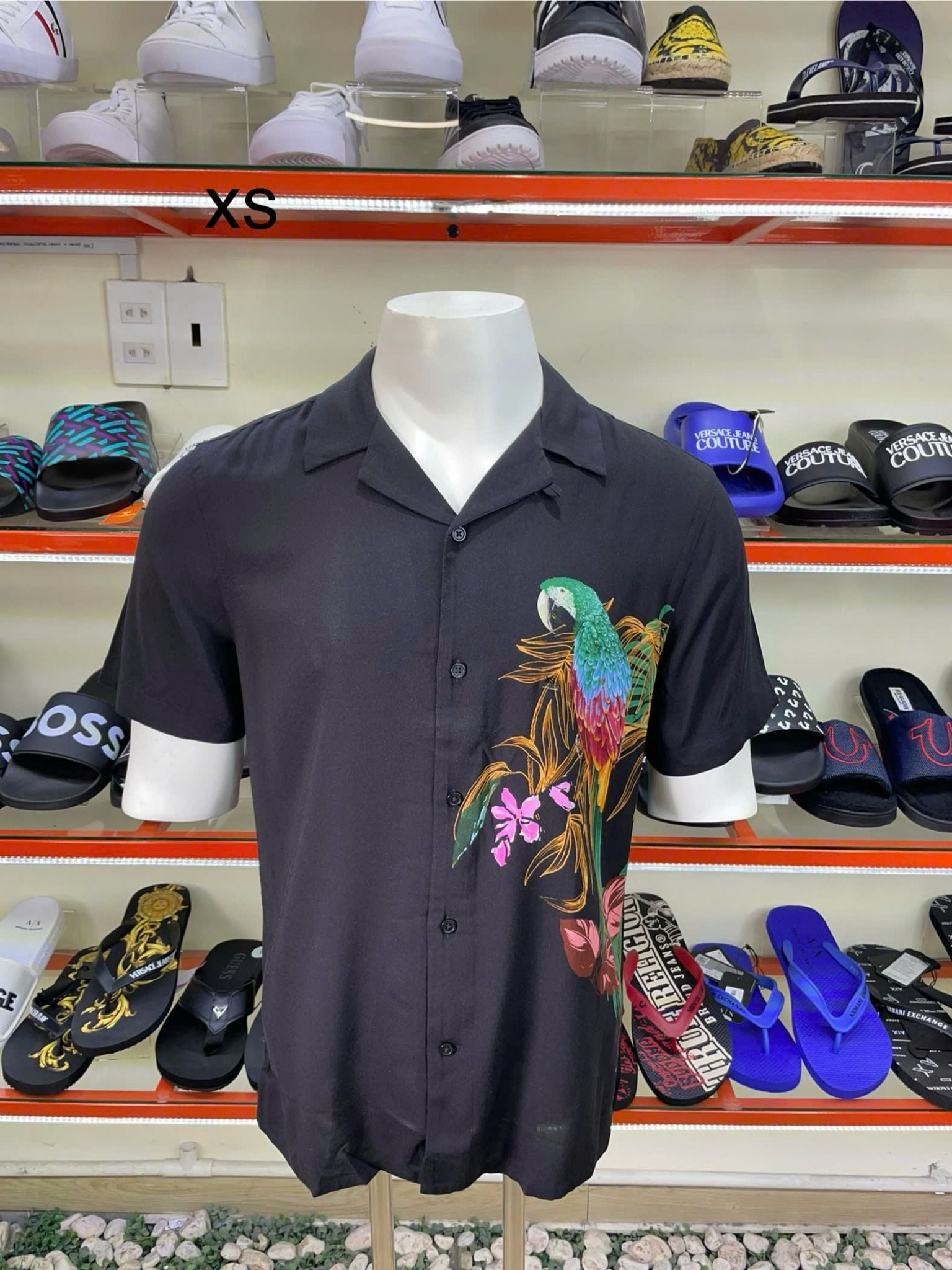 Áo Sơ Mi Tay Ngắn Express Đen Hình Con Két - New - 36616589 - TD01