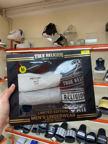 Set 4 Áo Lót Cổ Tròn 4 Quần Lót Boxer True Religion Đen Trắng Xám - New - 8MU2158TR