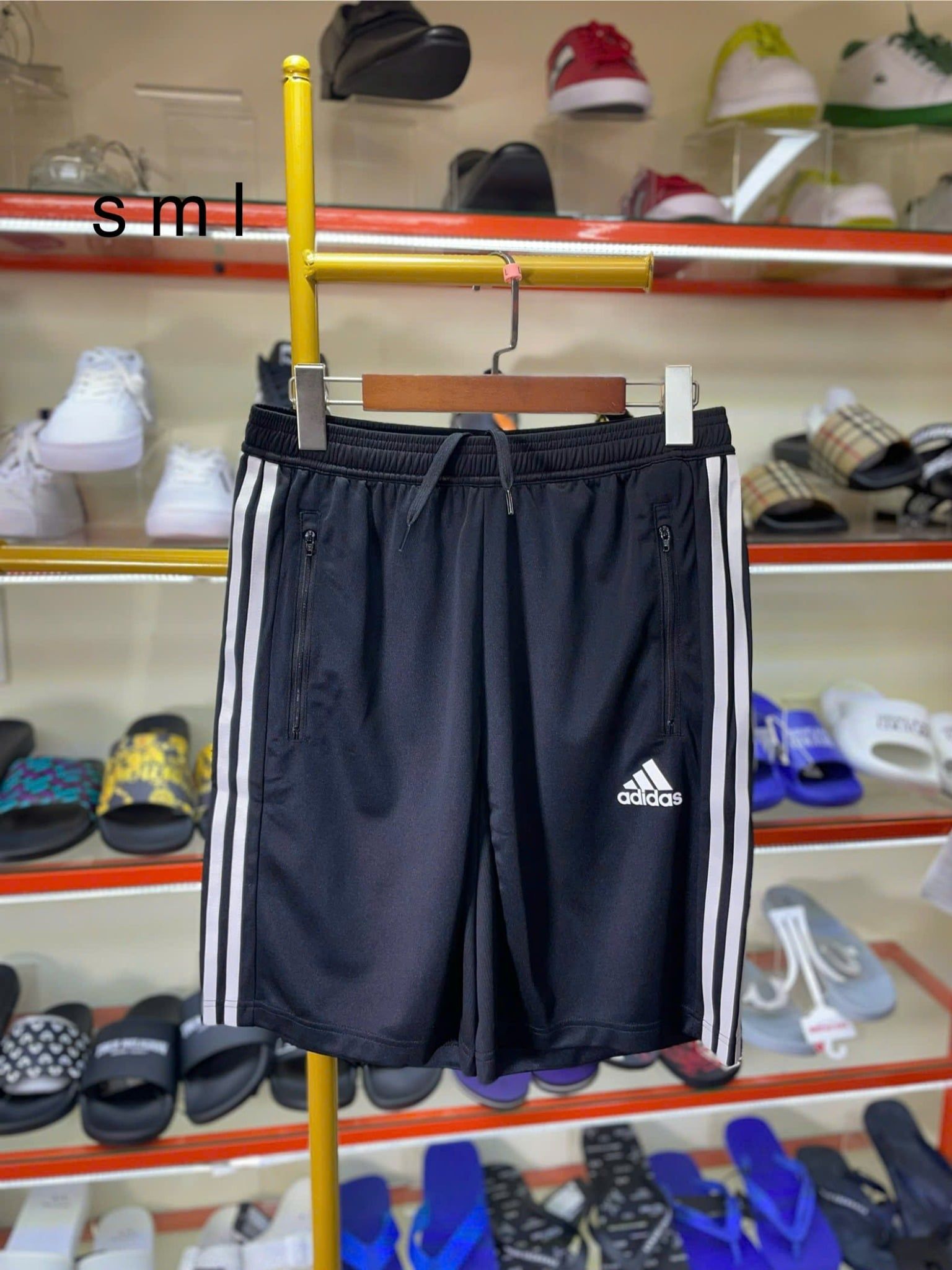 Quần Short Thun Adidas Đen Sọc Trắng - New - H20839 - PB02