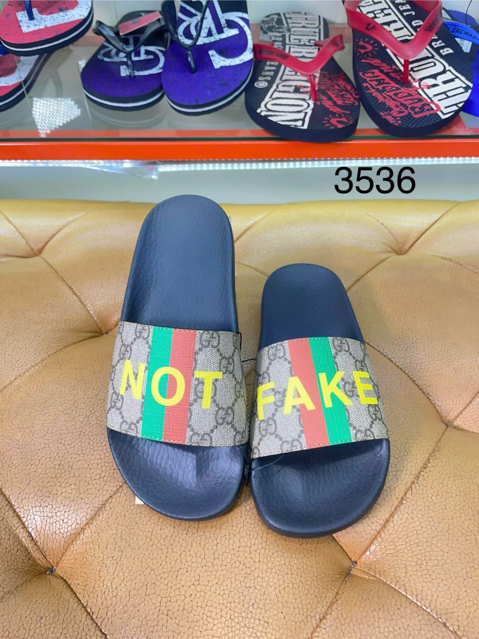 Dép Gucci Sọc Xanh Đỏ In Chữ NOT FAKE - New - 2GC00