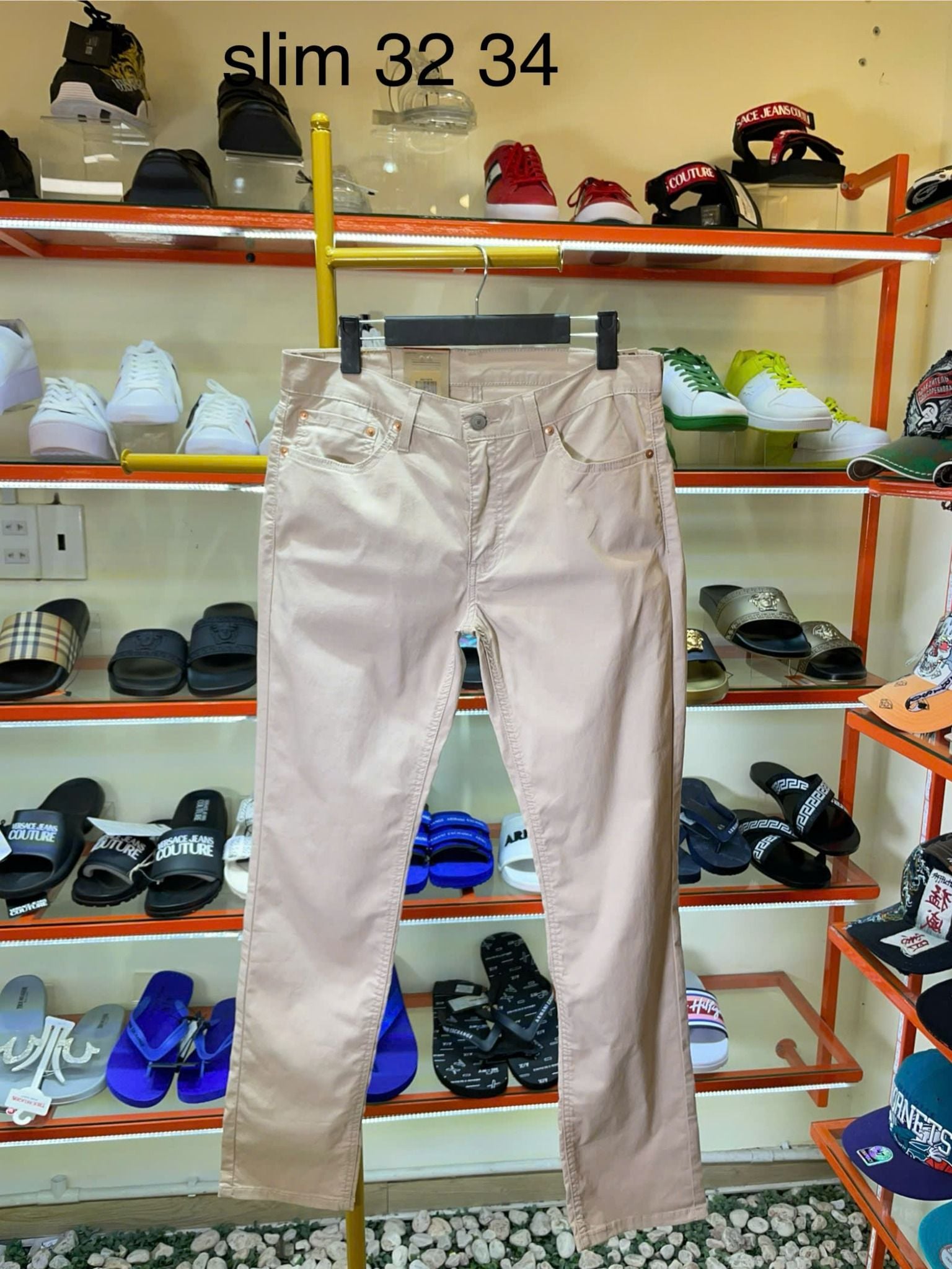 Quần Dài Kaki Levi's Nâu Cafe Slim - New - 045112279