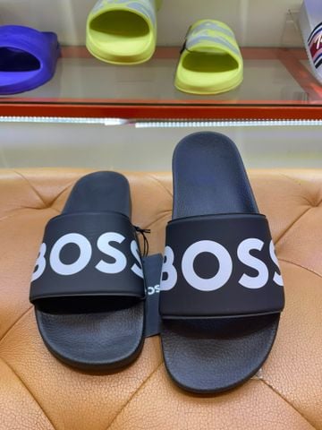 Dép Hugo Boss Đen Chữ Trắng - New - D72555