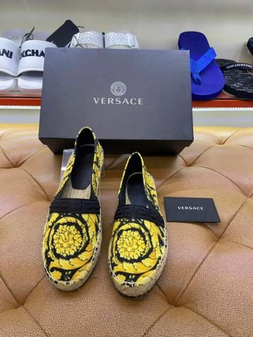 Giày Versace Đen Hoa Vàng - New - VSC203