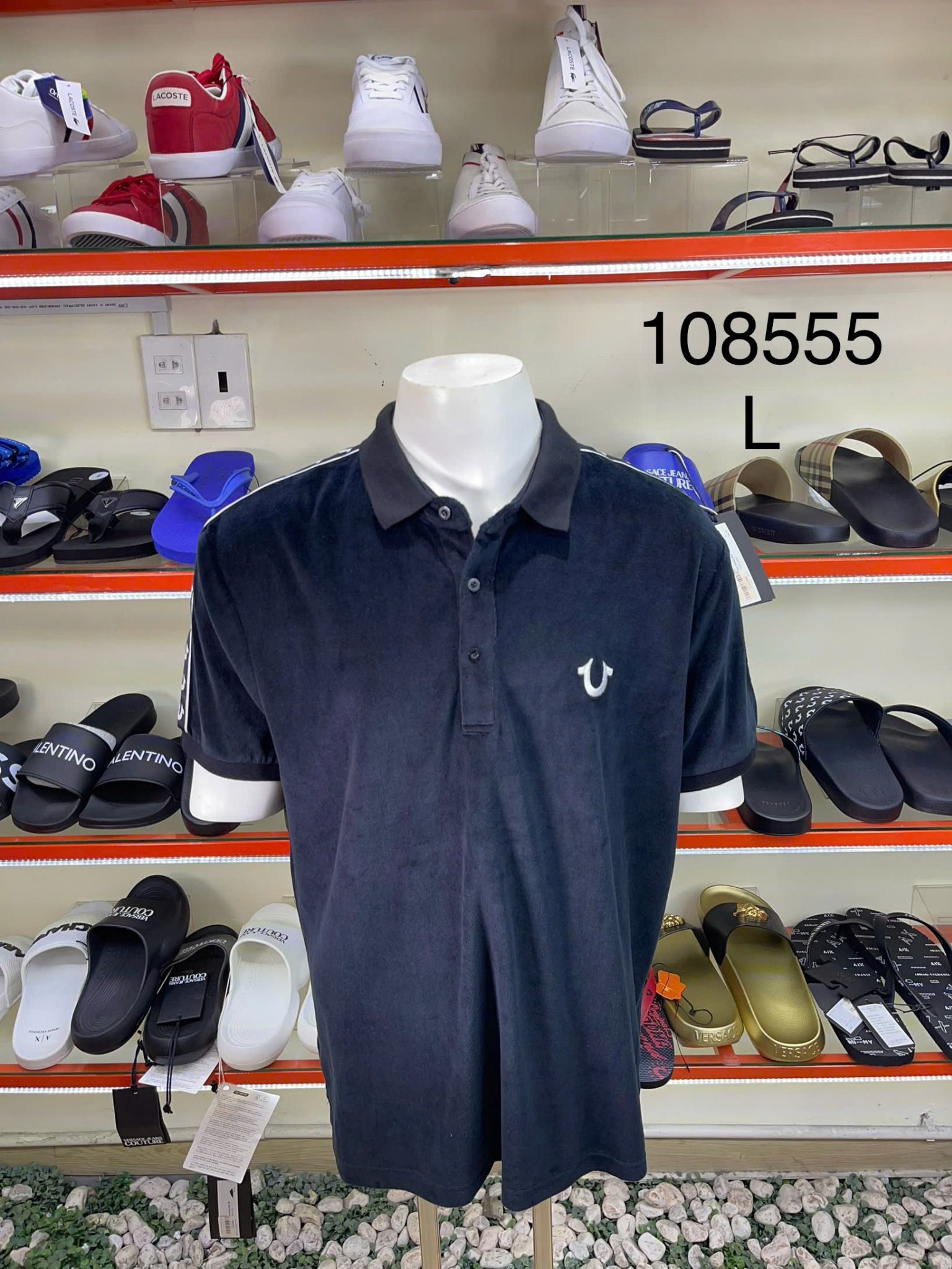 Áo Polo True Religion Đen Nhung Vai Viền Trắng - New - 108555