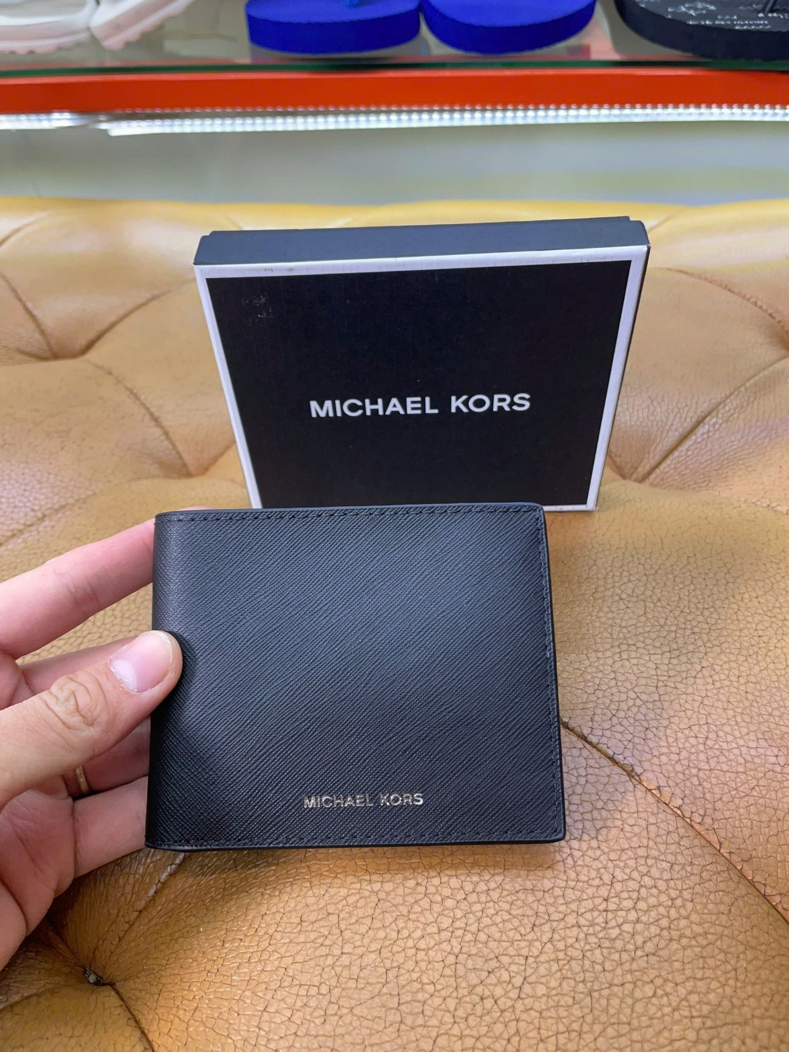 Ví MK Michael Kors Đen In Chữ Trắng - New - 86F2SANF5V