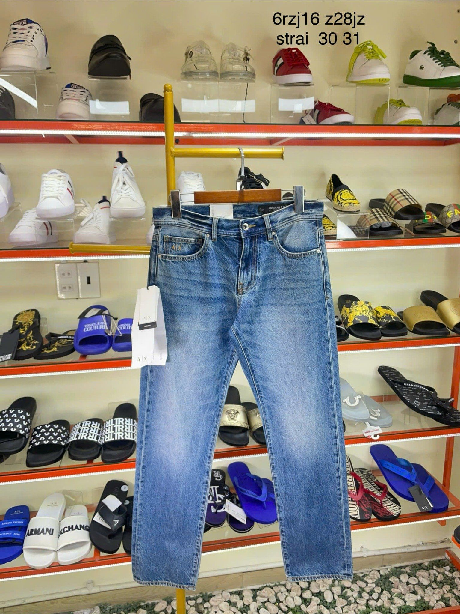 Quần Dài Jeans A/X Armani Exchange Xanh Đậm Logo Nâu Nhám Straight - New - 6RZJ16 Z28JZ - GD01