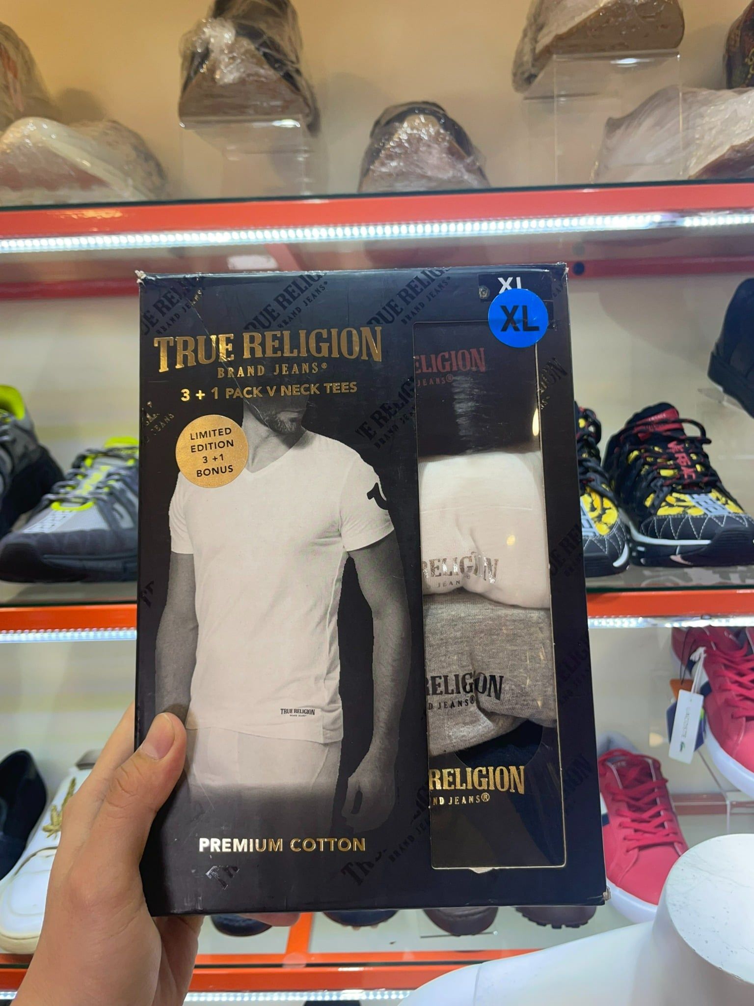 Set 4 Áo Lót Cổ Tim True Religion Trắng Xám Đen - New - 4VN698TR