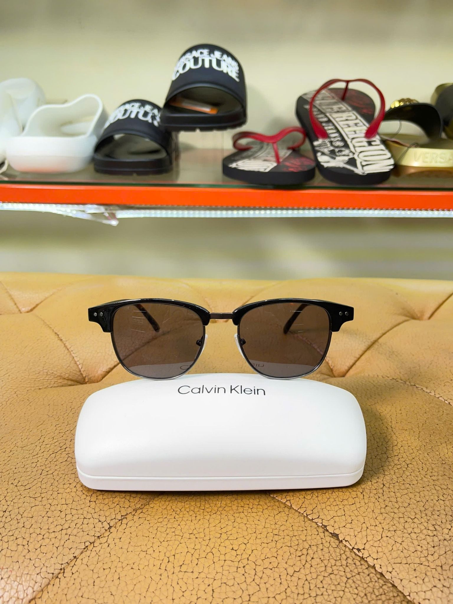 Kính CK Calvin Klein Gọng Đen Trơn Bạc - New - CK20523N