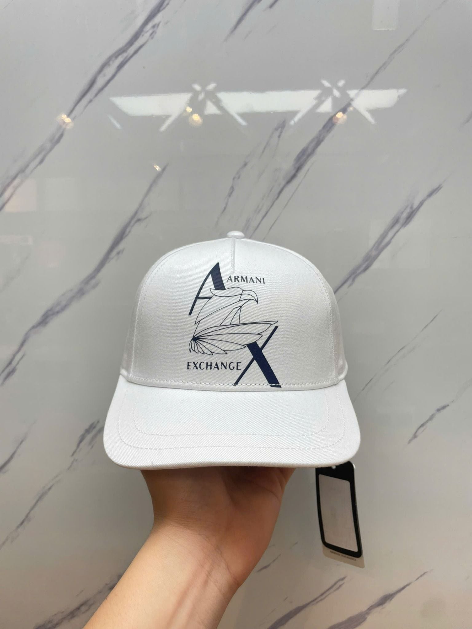 Nón A/X Armani Exchange Trắng Đại Bàng - New - 954204