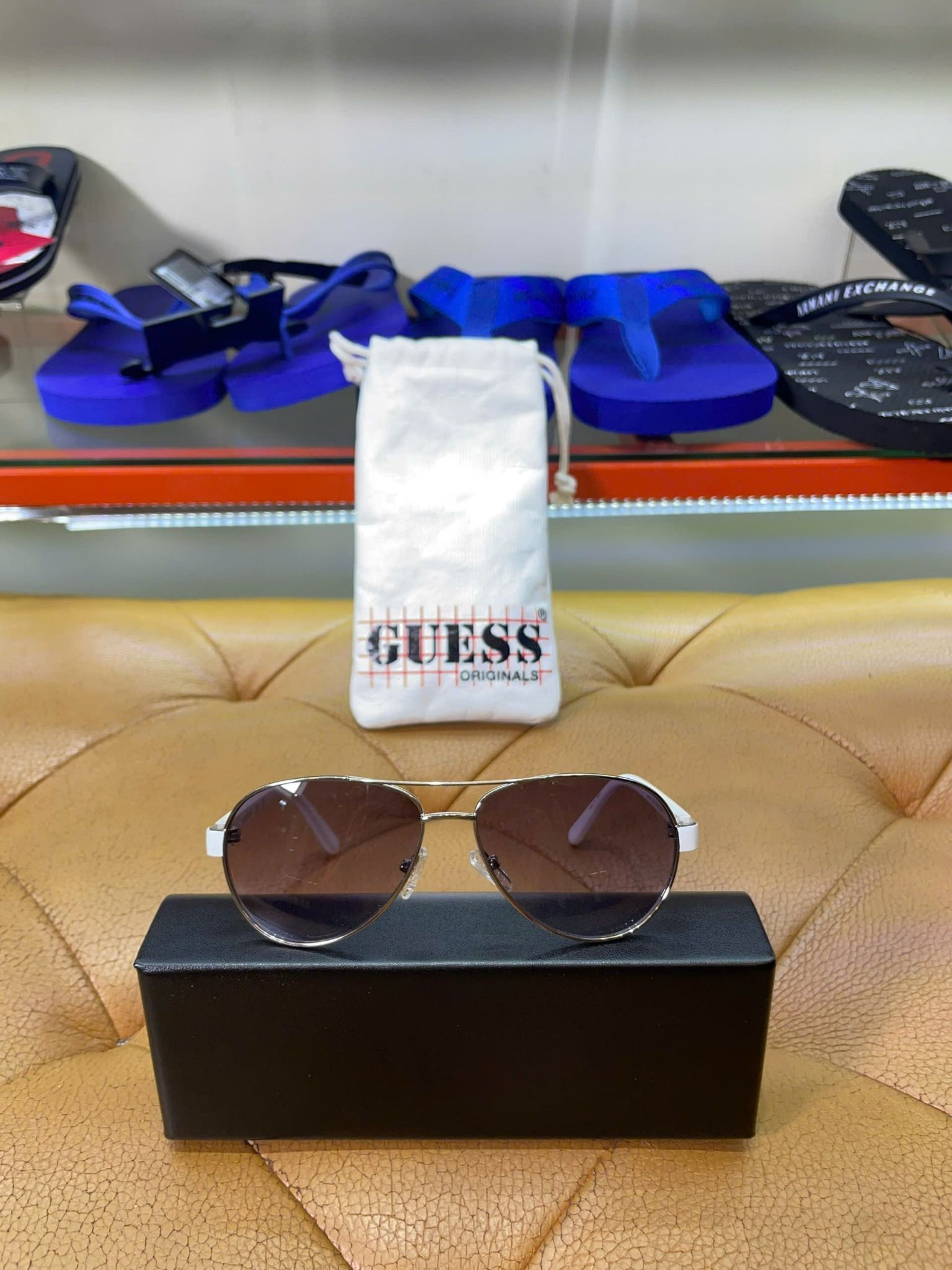 Mắt Kính Guess Gọng Trắng Xám Đen Viền Bạc - New - MKGS24