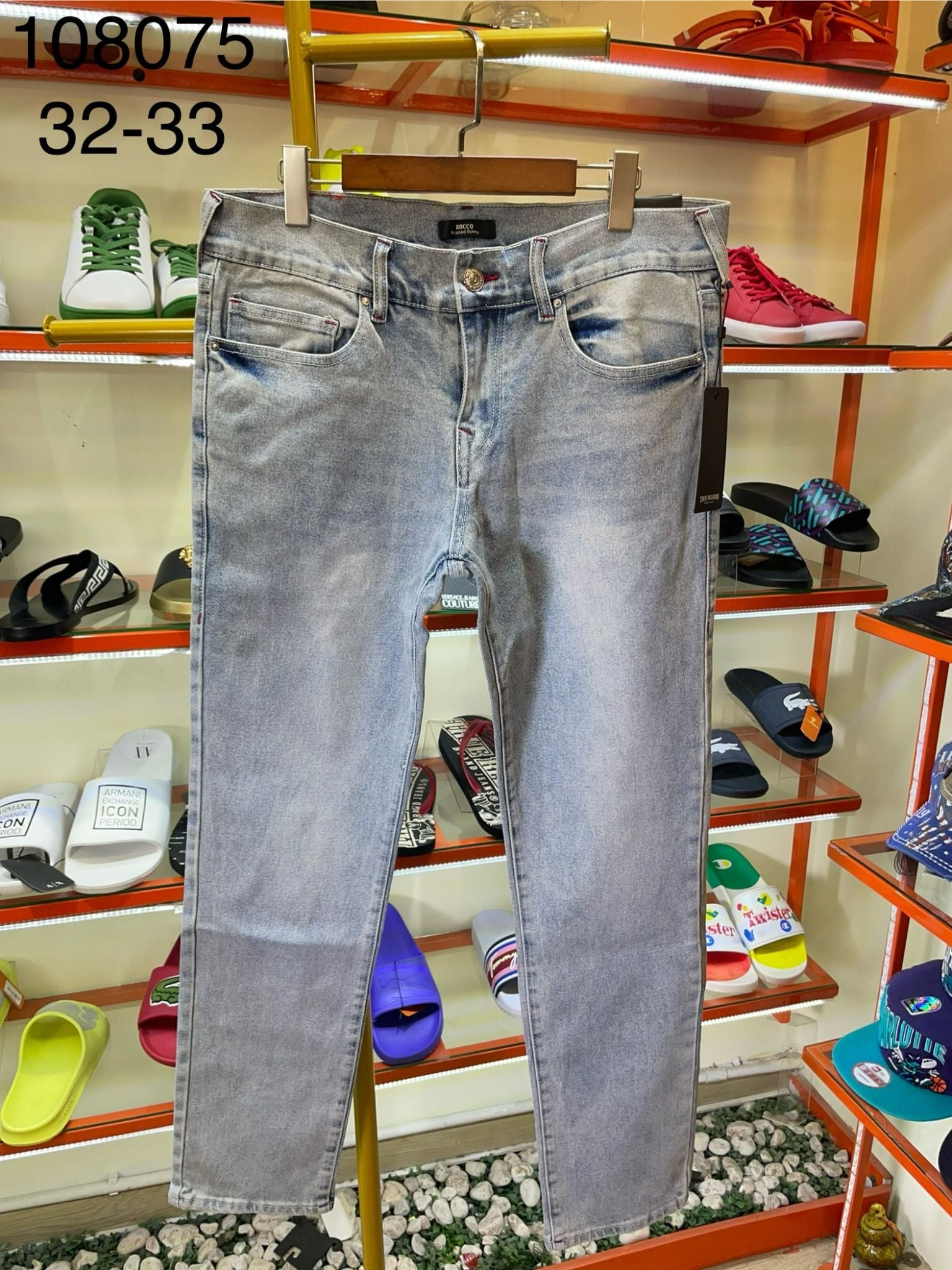 Quần Dài Jeans True Religion Xanh Nhạt Chỉ Đỏ Nhỏ - New - 108075 - TD03