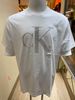 Áo Thun Trắng Chữ Chấm Xám Calvin Klein - New - SP40581599