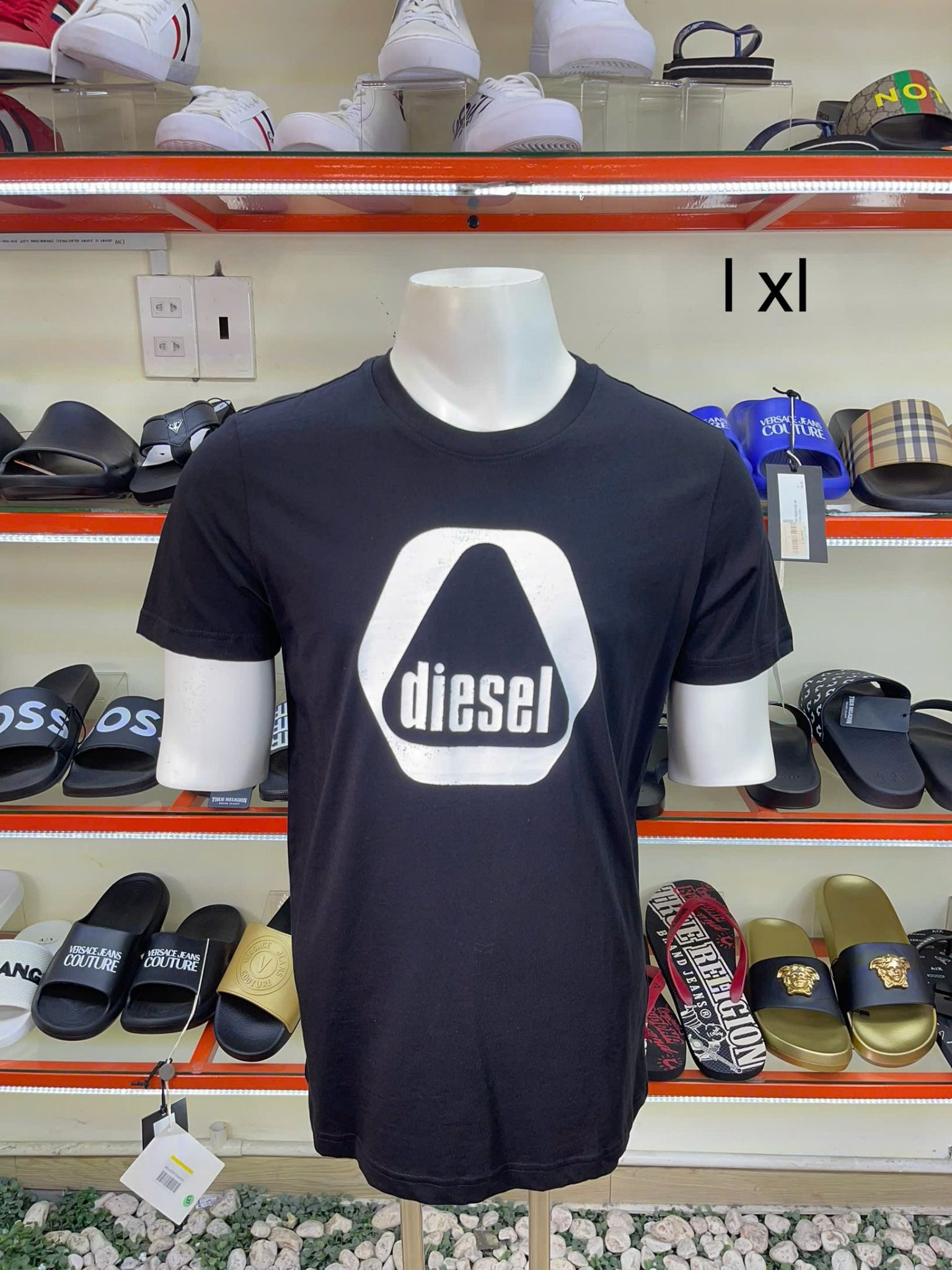 Áo Thun Diesel Đen Hình Trắng - New - A16930RPATI - TD02