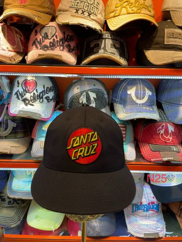 Nón Đen Snapback Santa Cruz - New - N25