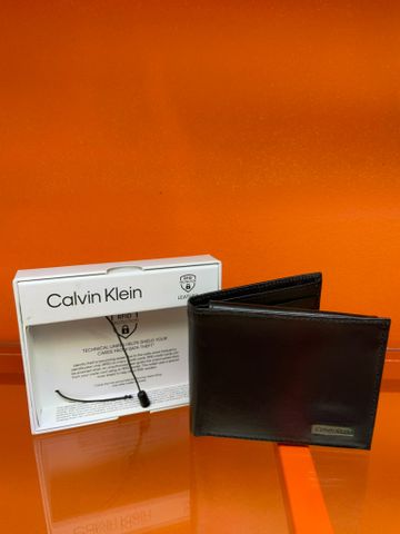 Ví Nam Đen trơn Logo Chữ CK Calvin Klein  - New - 31KA220001