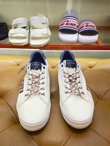 Giày Thể Thao Tommy Hilfiger Trắng Chữ Đỏ - New - 2001676843