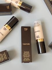 (09/2025) Kem nền TOMFORD Traceless Soft Matte Fullbox 4ml - #0.3 Ivory Silk
