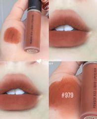 (02/2026) Son kem MAC Powder Kiss Liquid #979 IMPULSIVE (Cam nâu đào)