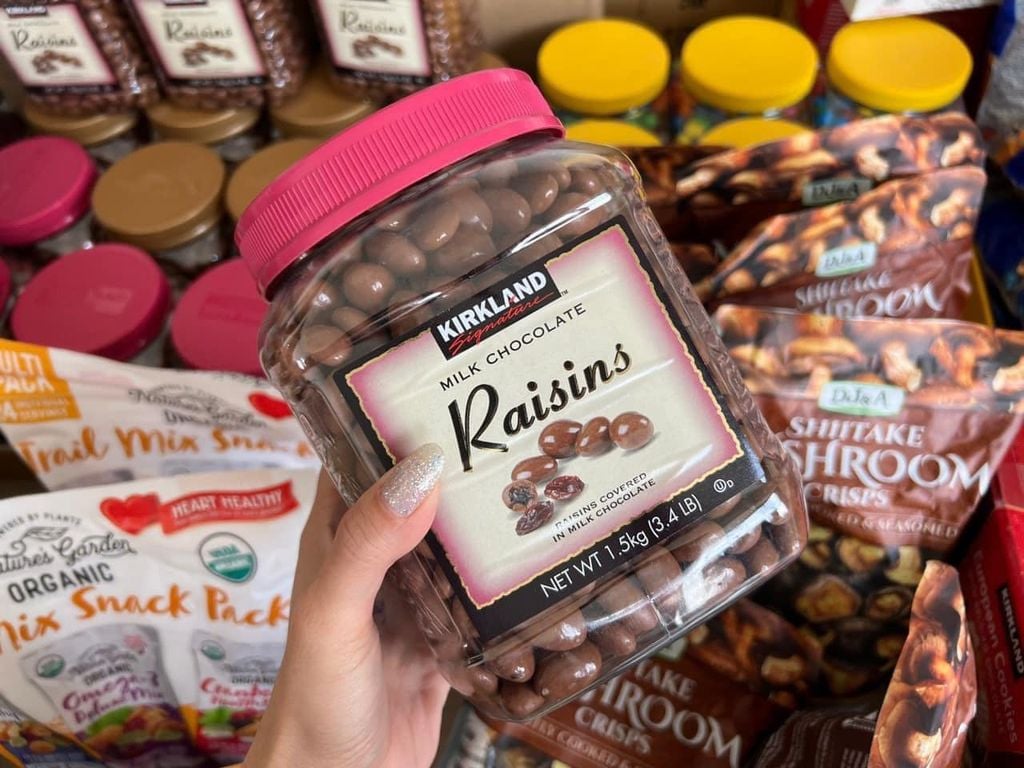 (7/2024) Socola bọc nho khô Raisins Kirkland 1.5kg