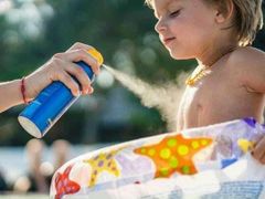 (02-04/2026) Xịt chống nắng cho bé BANANA BOAT Kids Sport SPF 50+