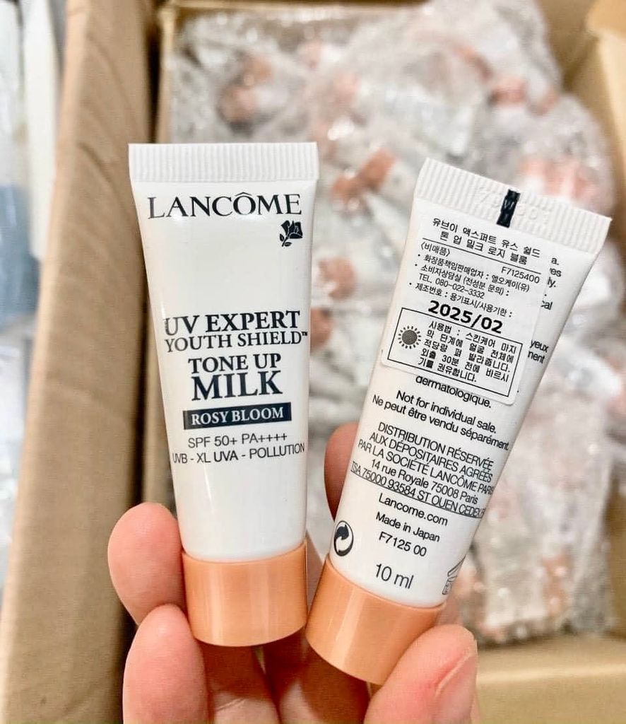 Set Lancome mini 3 món (Nước hoa 5ml + Son thỏi #299 + KCN 10ml)