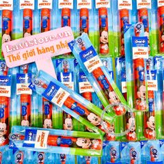 Bàn chải pin ORAL B cho bé 3+ (Mickey đỏ)