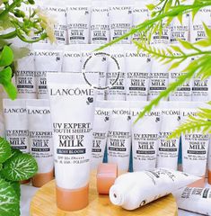 (11/2025) KCN Lancome UV EXPERT SPF 50 PA+++++ 10ml
