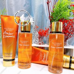 Dưỡng thể VS Amber Romance 236ml