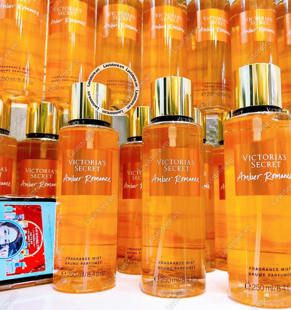 Dưỡng thể VS Amber Romance 236ml