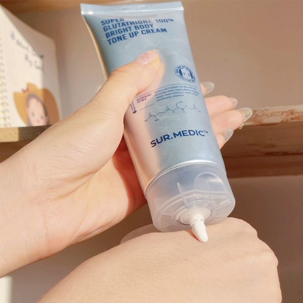 Kem Dưỡng Trắng Nâng Tông Da Sur.Medic+ Super Glutathione 100™ Bright Body Tone Up Cream 150ml