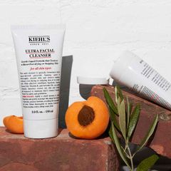Sữa Rửa Mặt Tạo Bọt Kiehl's Ultra Facial Cleanser 150ml