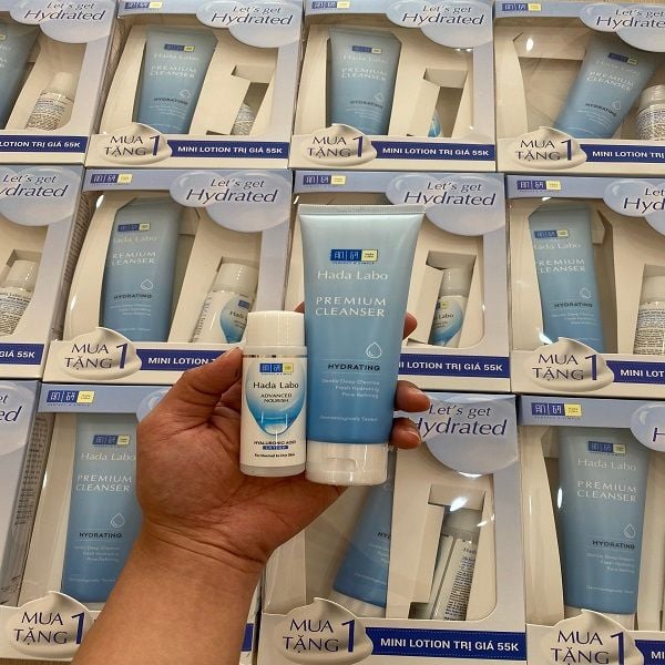 Sữa Rửa Mặt Hada Labo Dưỡng Ẩm Da Premium Cleanser Hydrating 100g