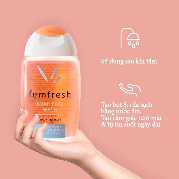 Dung Dịch Vệ Sinh Phụ Nữ Femfresh Lightly Fragranced Soap Free Wash 150ml