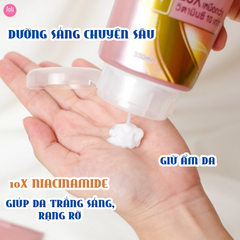 Sữa Dưỡng Thể Sáng Da Ban Đêm Vaseline Gluta-Hya Serum Burst UV Lotion Dewy Radiance 330ml